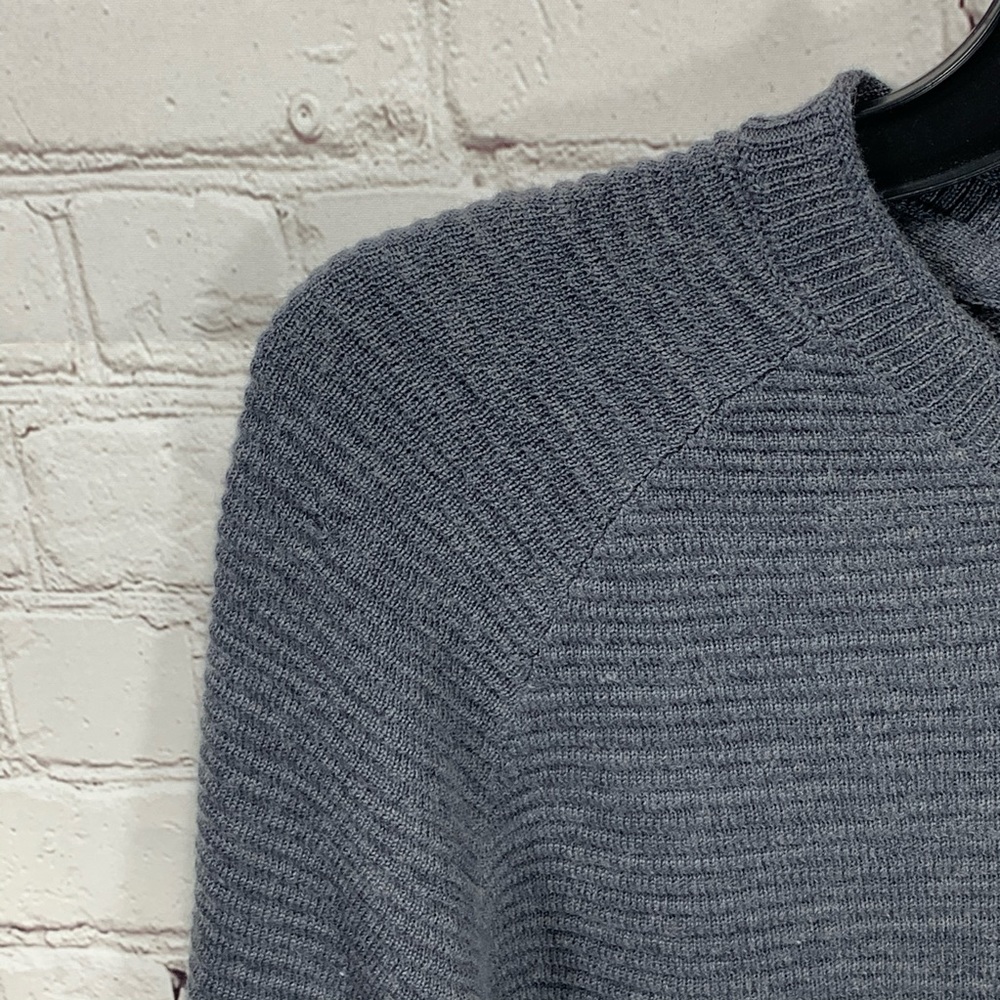 NWOT Toscano Grey Textured Crew Neck Knit Sweater - Picture 5 of 7